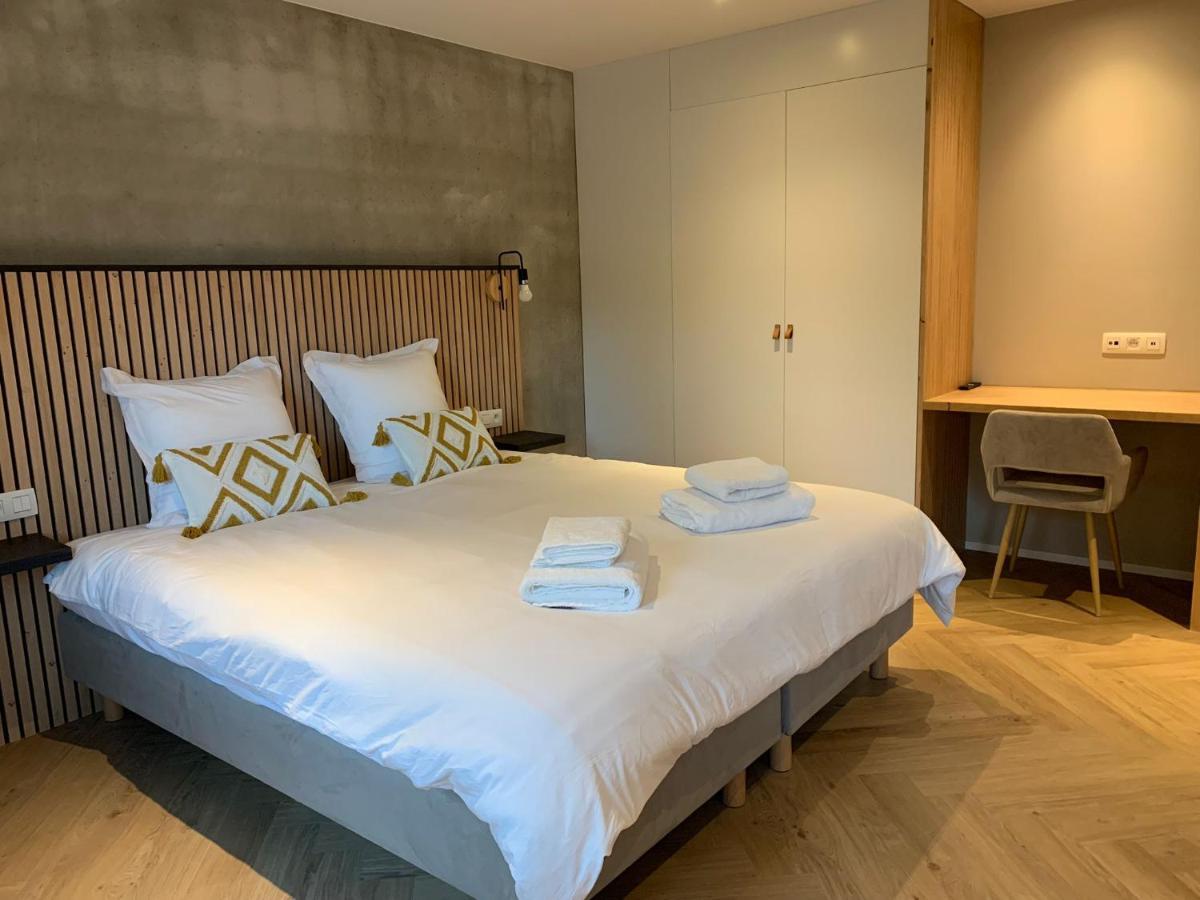 Dionbulles & Dionlodge Guesthouse, Private Wellness Pool In Option 绍蒙－吉斯图 外观 照片