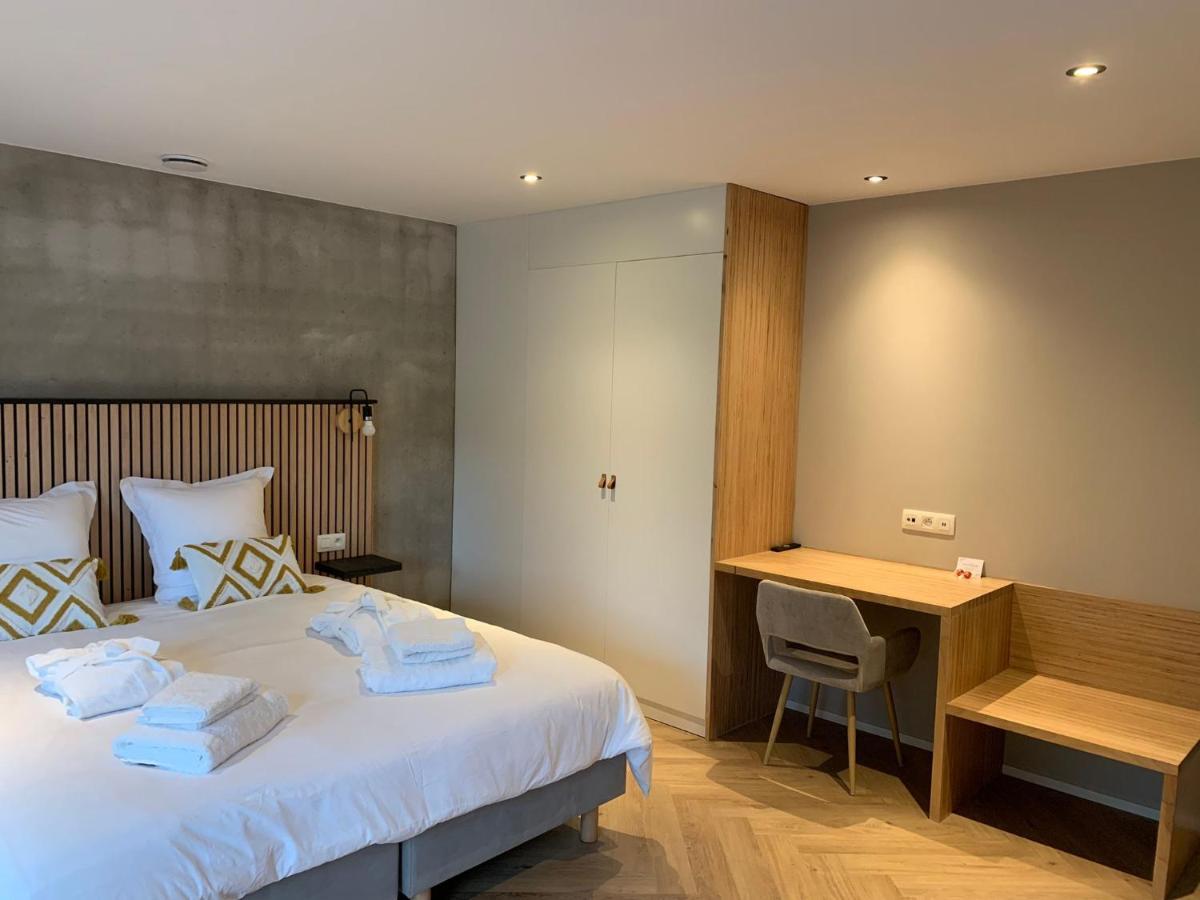 Dionbulles & Dionlodge Guesthouse, Private Wellness Pool In Option 绍蒙－吉斯图 外观 照片