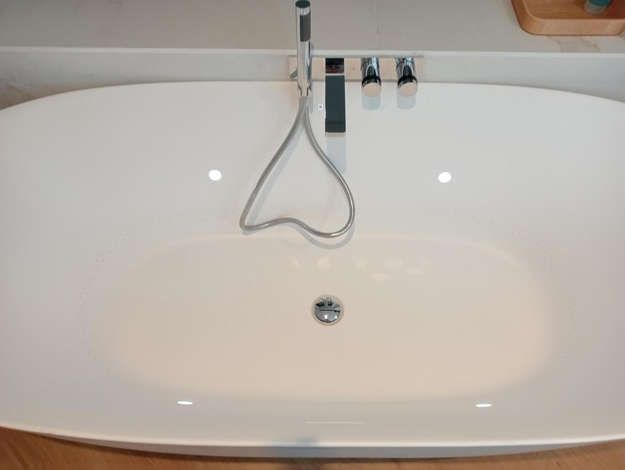 Dionbulles & Dionlodge Guesthouse, Private Wellness Pool In Option 绍蒙－吉斯图 外观 照片